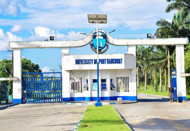 Uniport-gate.jpg